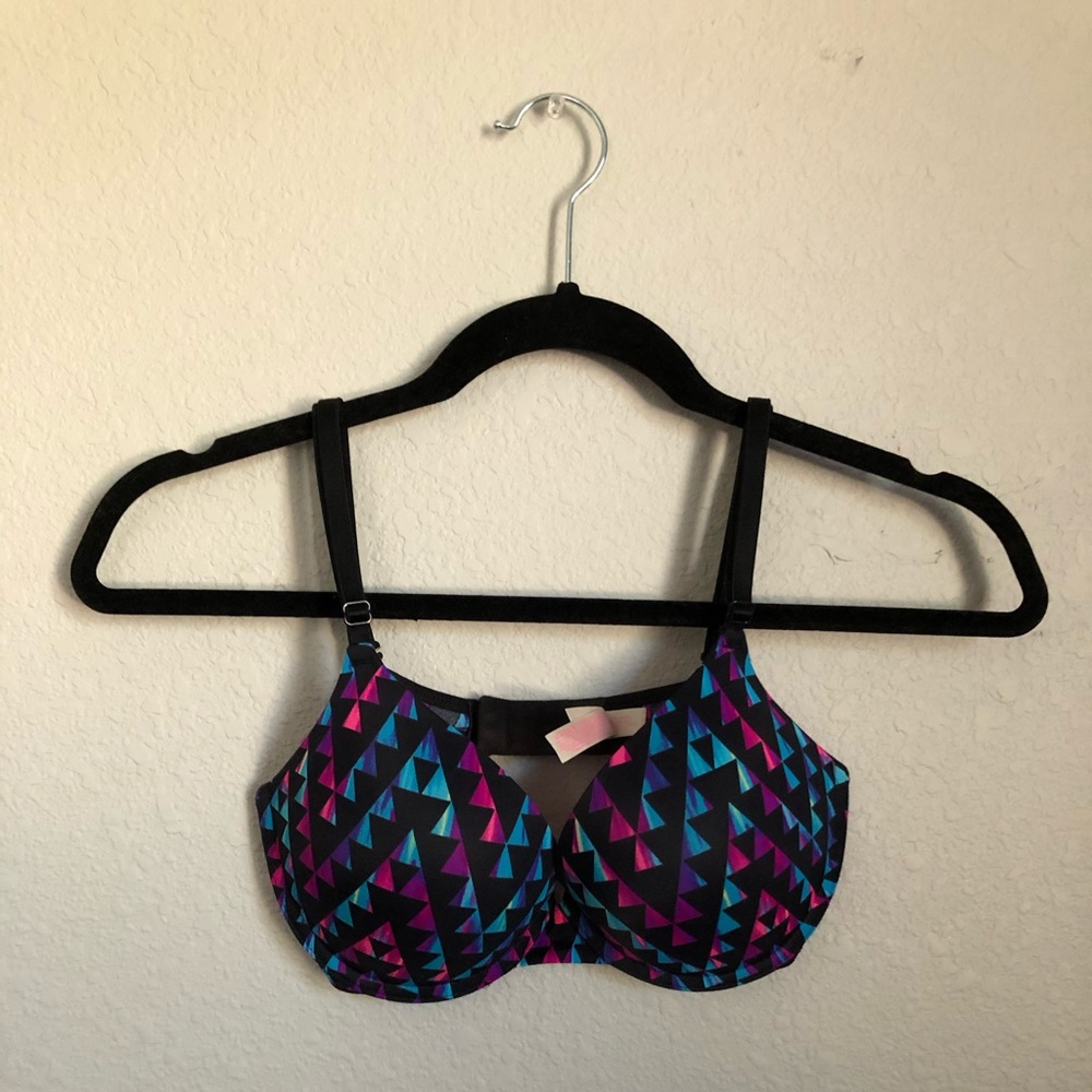 Victorias Secret pink push up bra